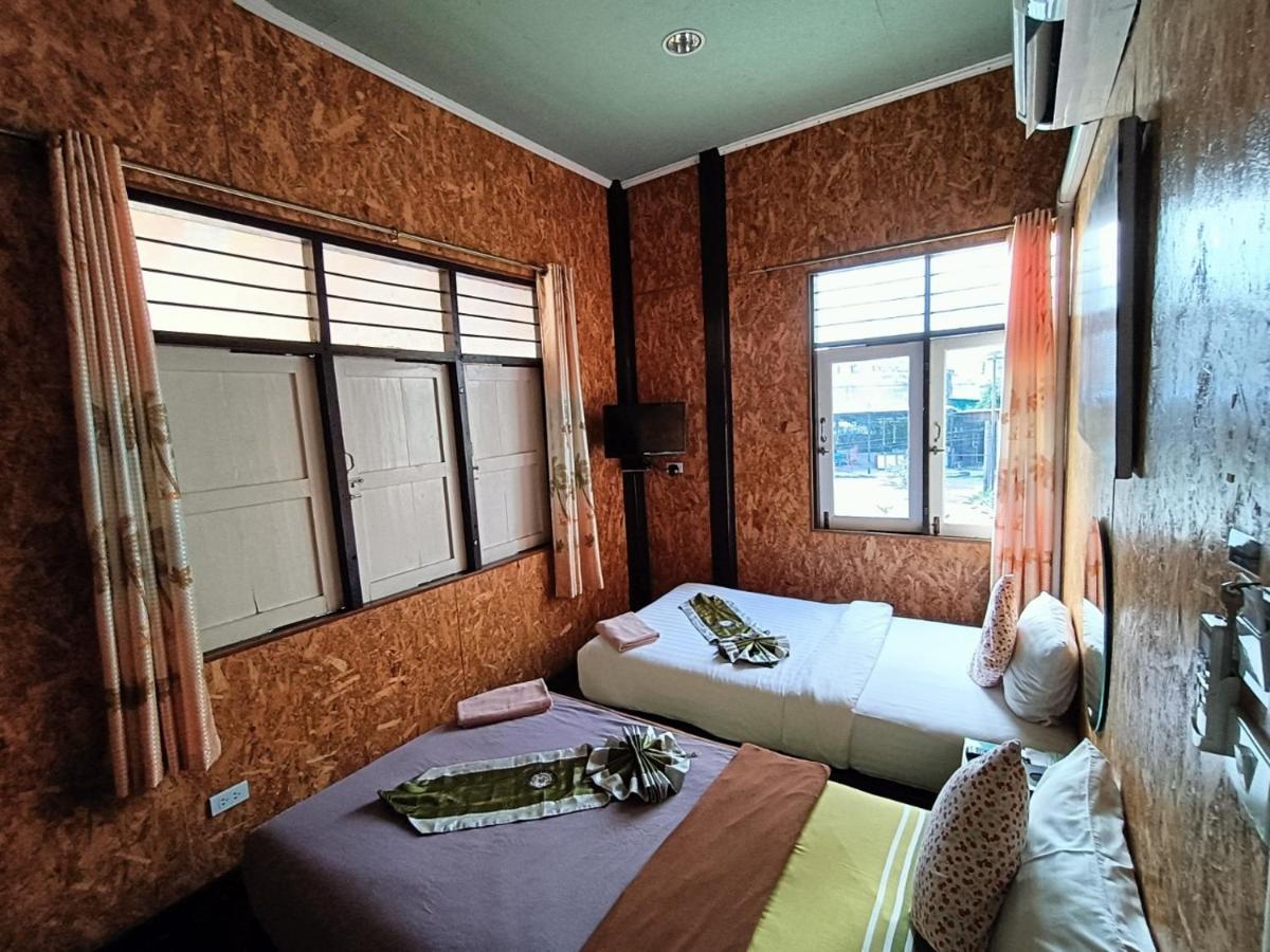 Aenguy Hostel 素可泰 外观 照片