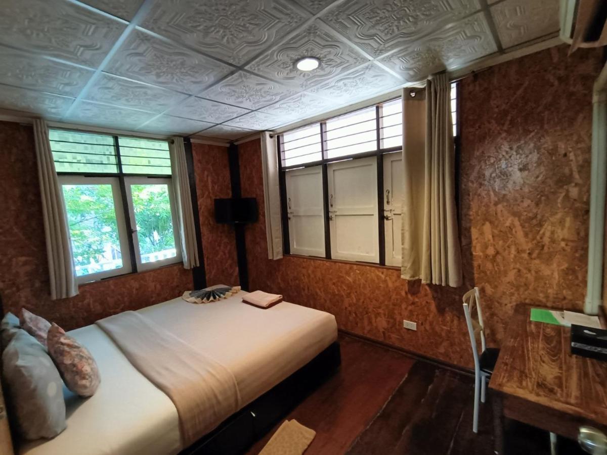 Aenguy Hostel 素可泰 外观 照片