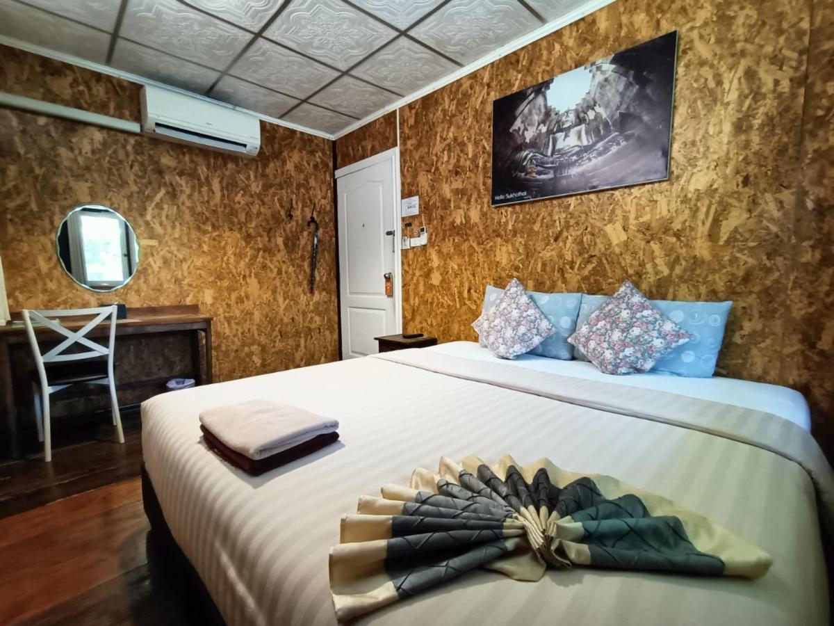Aenguy Hostel 素可泰 外观 照片